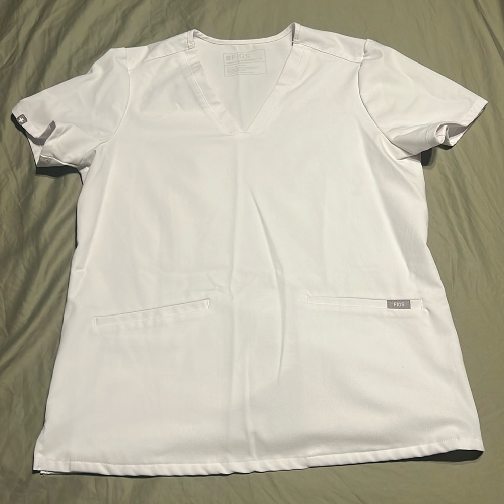 White Figs scrub top